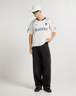 Midnight Wash Wide Leg Jeans Detail view | Weezy