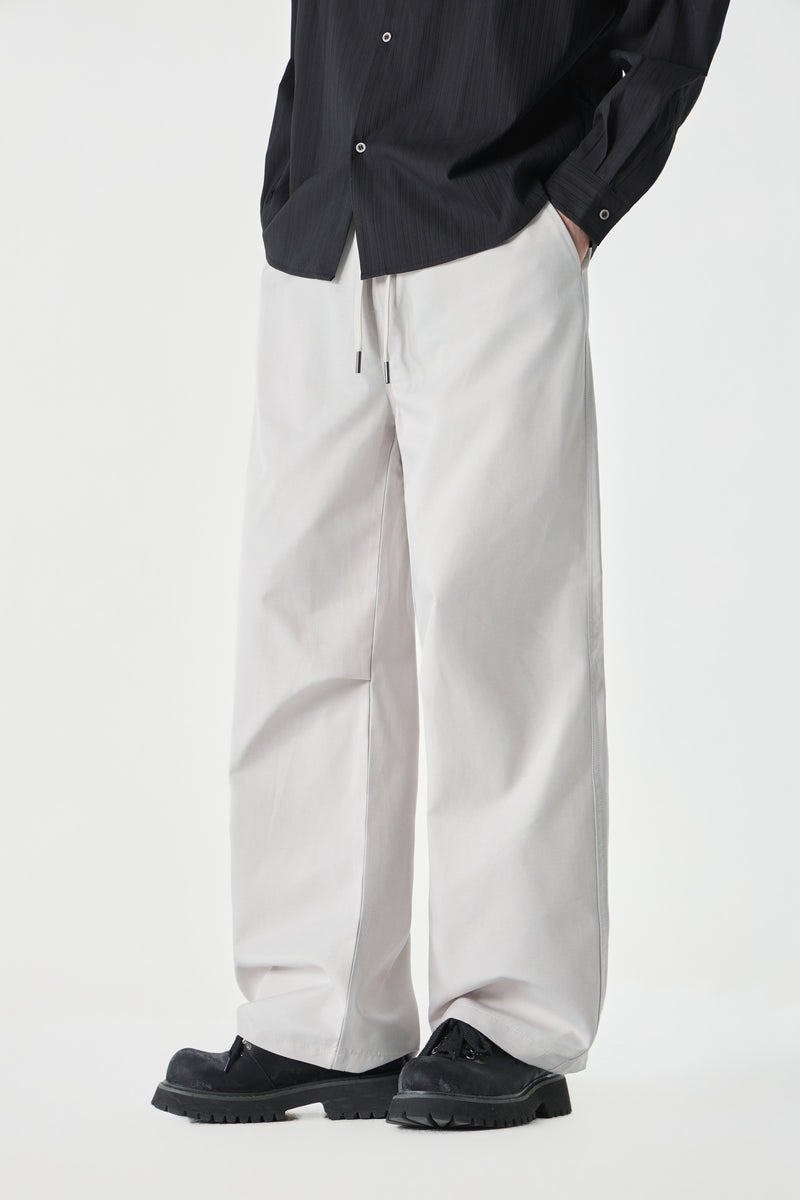 White barrel pants Detail view | Weezy