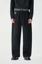 Noir Parallel Pants Back view | Weezy