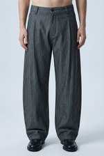 Graphite Field Trousers Front view | Weezy