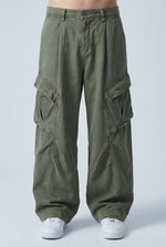 Moss Field Cargos Front view | Weezy