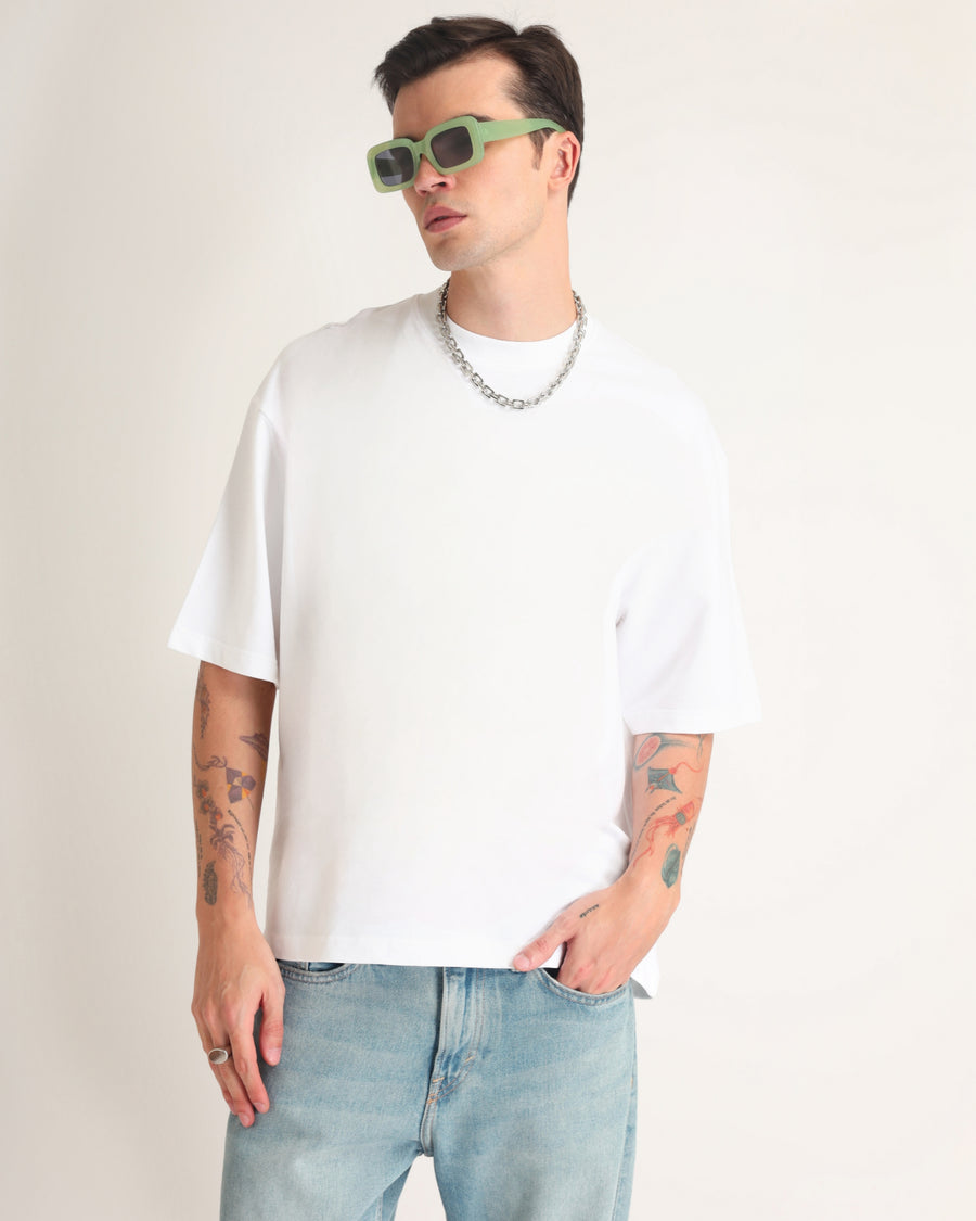 White Premium Oversized T-shirt Front view | Weezy