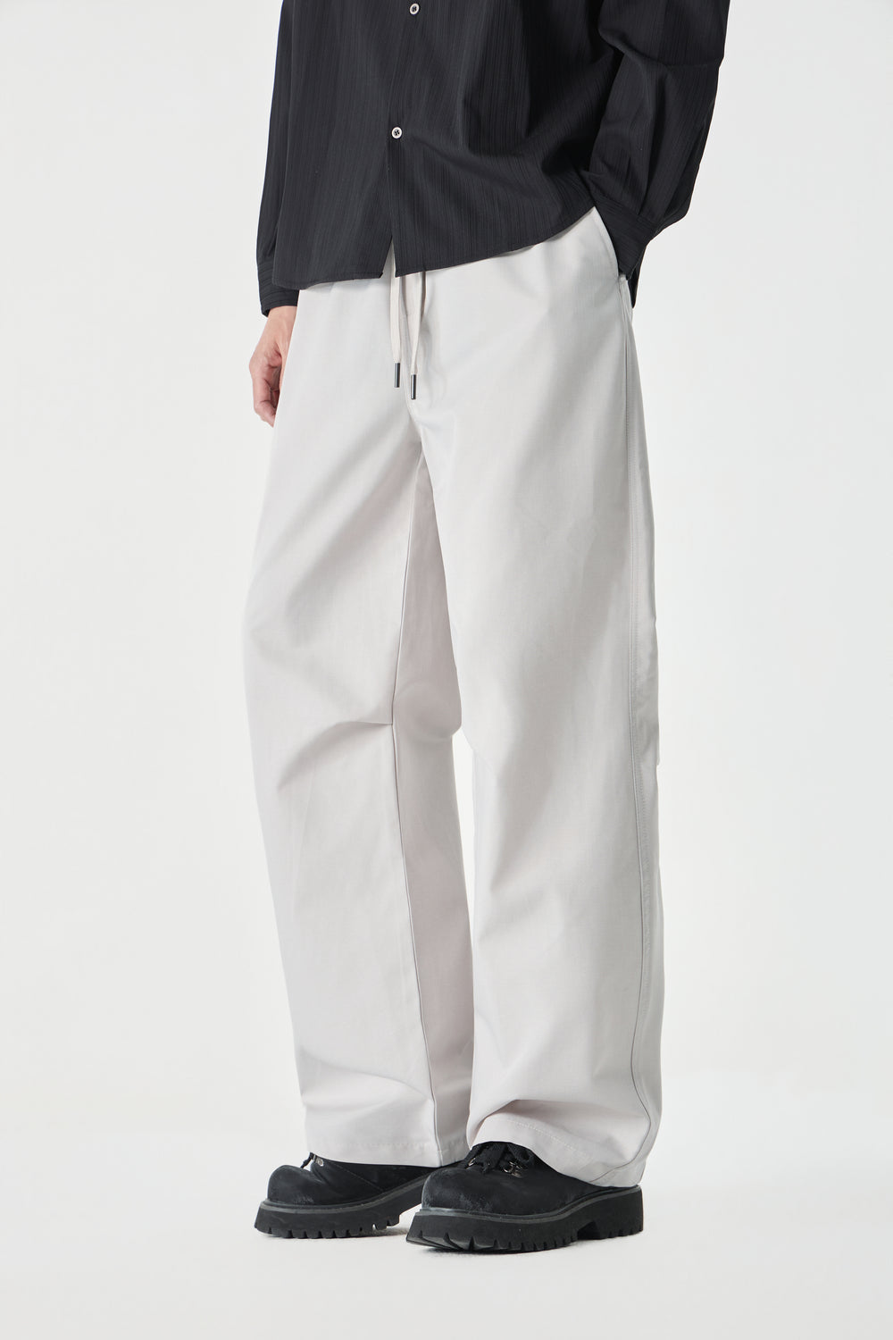 White barrel Cargo Pants