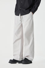 White barrel pants Detail view | Weezy