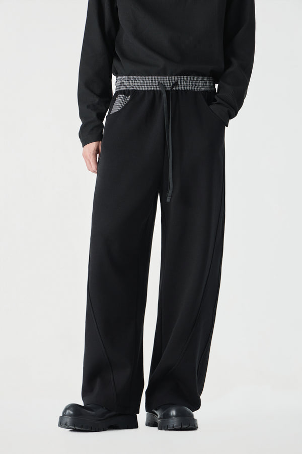 Noir Parallel Pants Front view | Weezy