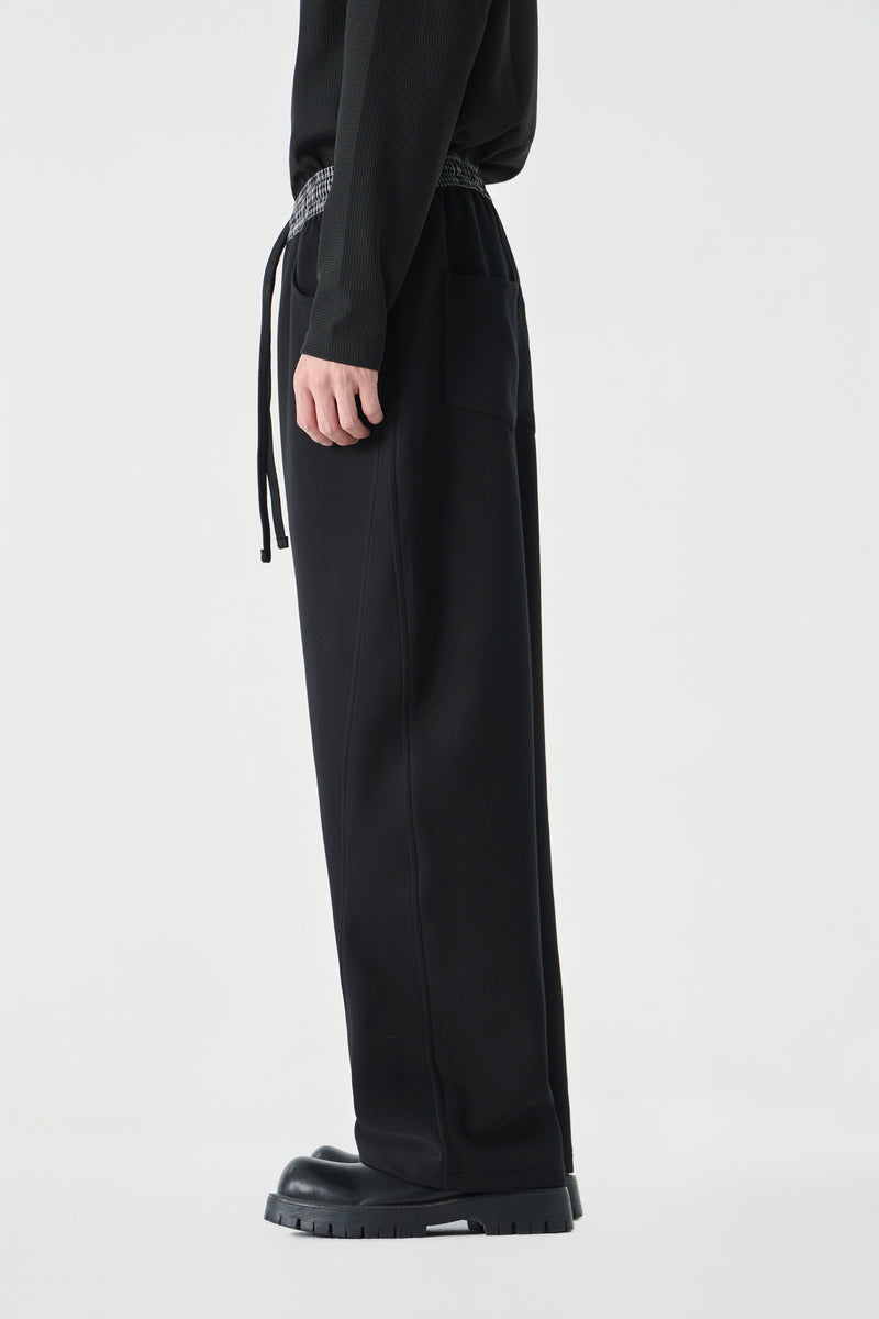 Noir Parallel Pants Side view | Weezy