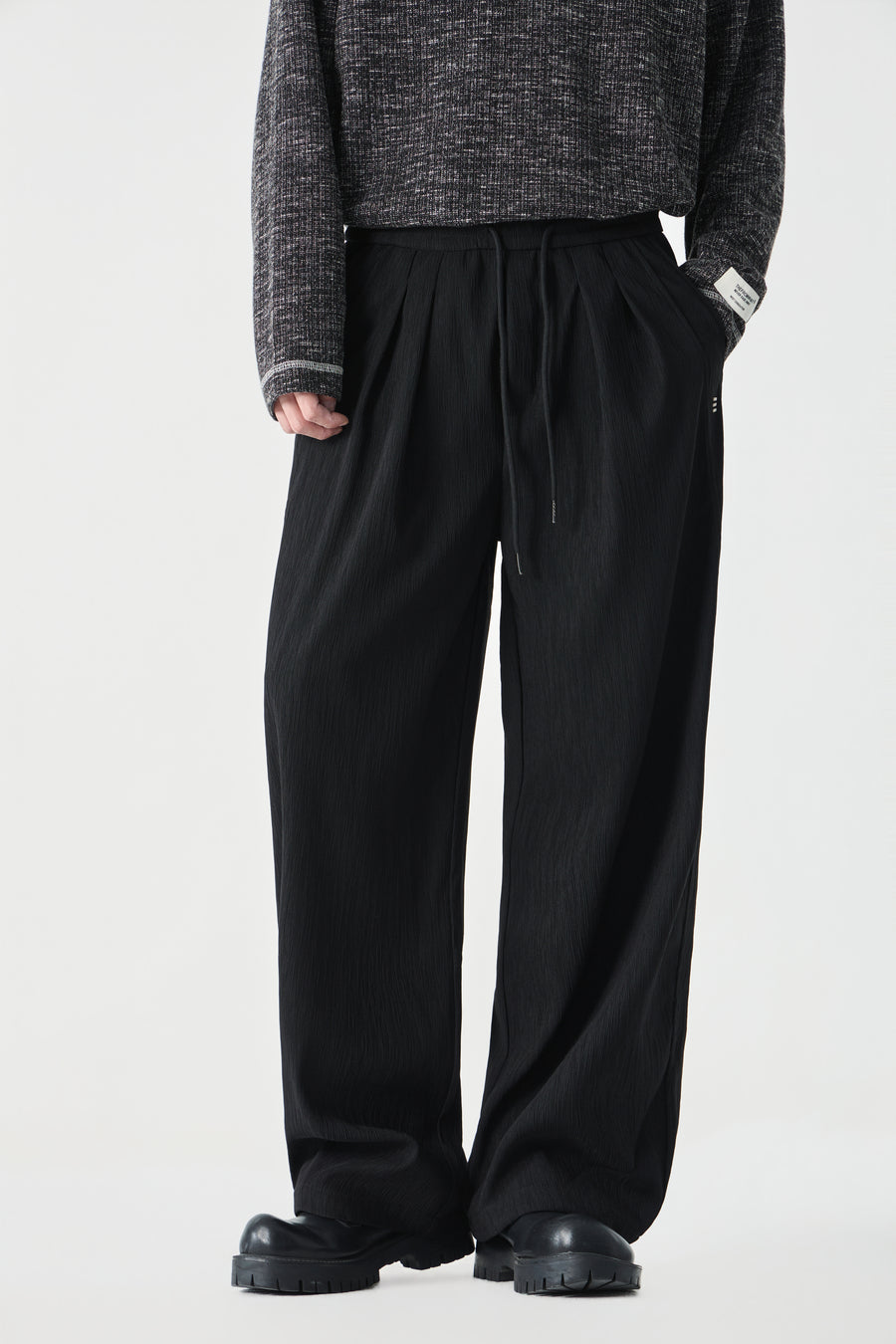 Jet Black Column Trousers Back view | Weezy