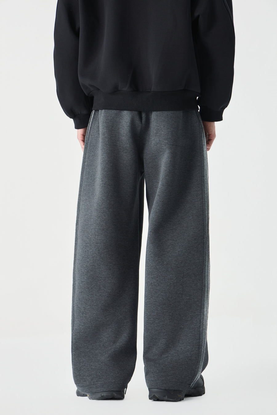 Noir Pillar Sweatpants View 10 | Weezy