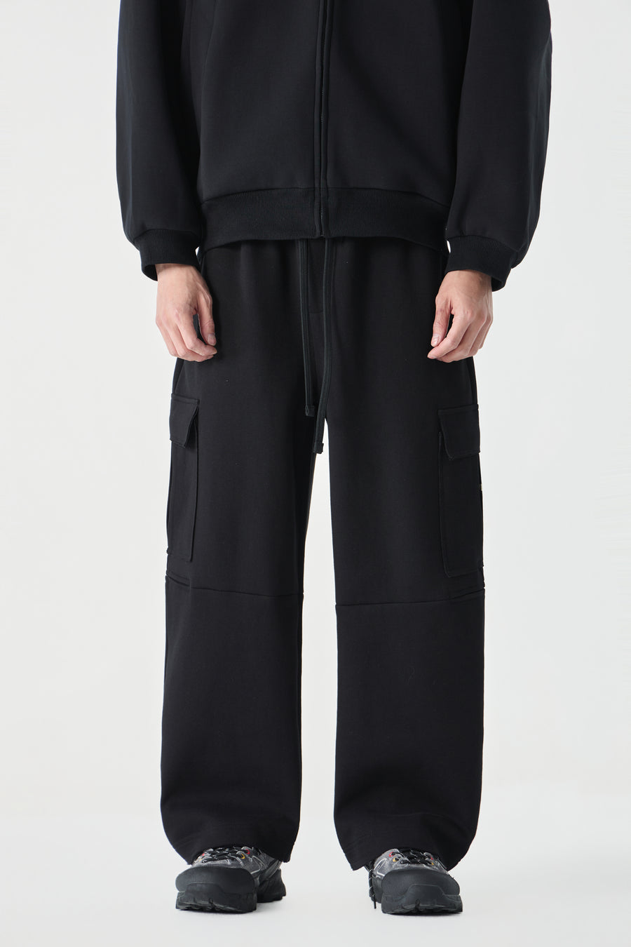 Jet Black Cargo Sweatpants Front view | Weezy