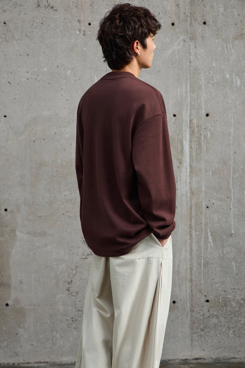 Elegant Maroon Sweatshirt Side view | Weezy