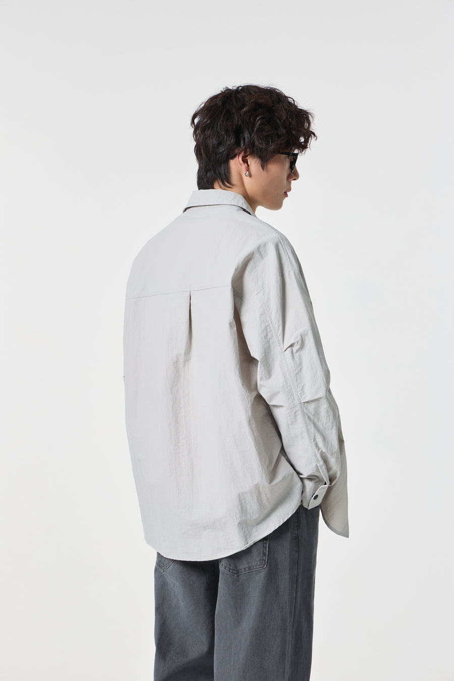 Stone Metro Snap-Shirt Close-up | Weezy
