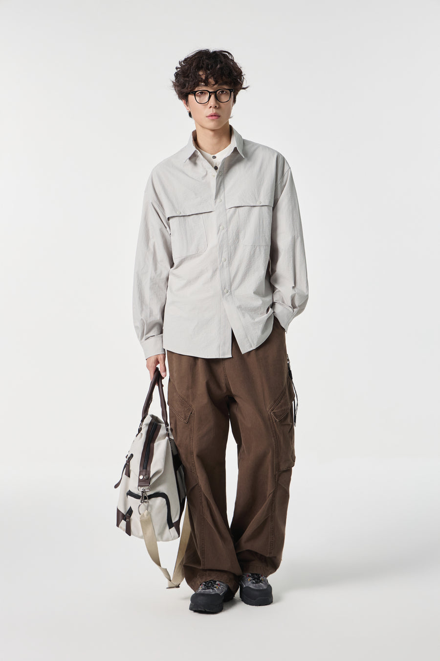 Graphite Nomad Utility Shirt Close-up | Weezy