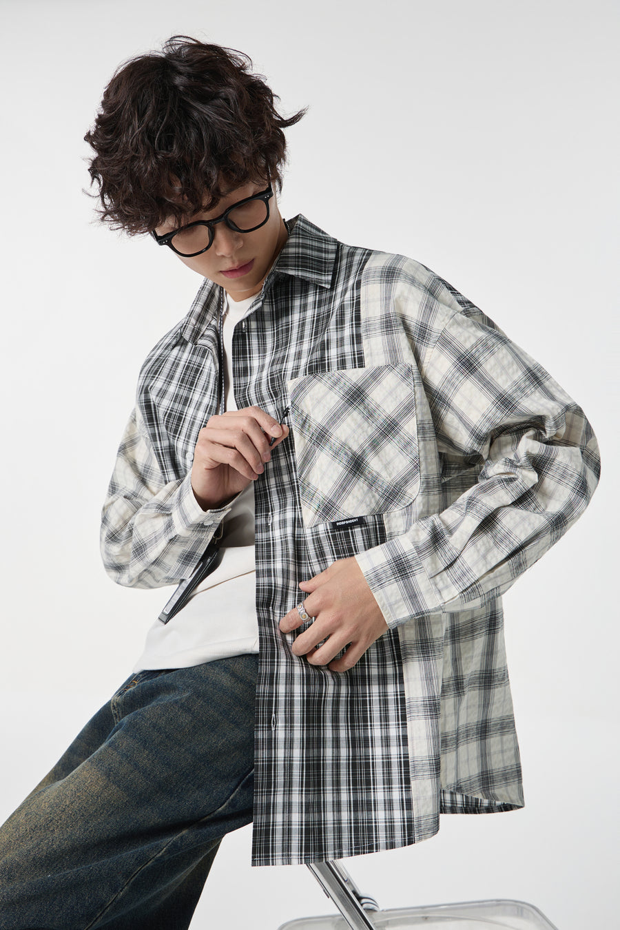 Black & White Chequered Pocketed Overshirt Detail view | Weezy