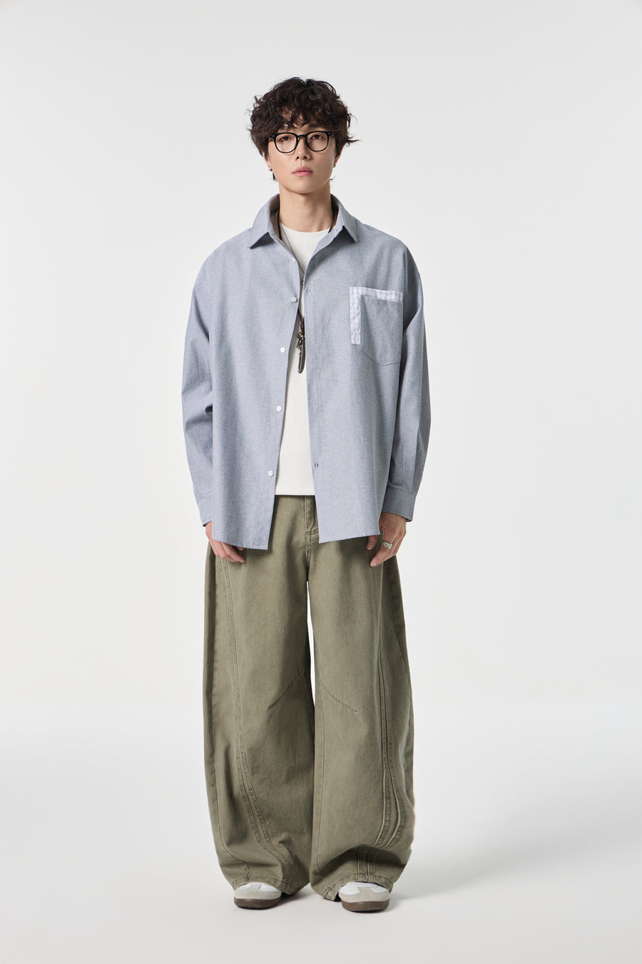 Grey Contrast Pocket Oxford Shirt Close-up | Weezy