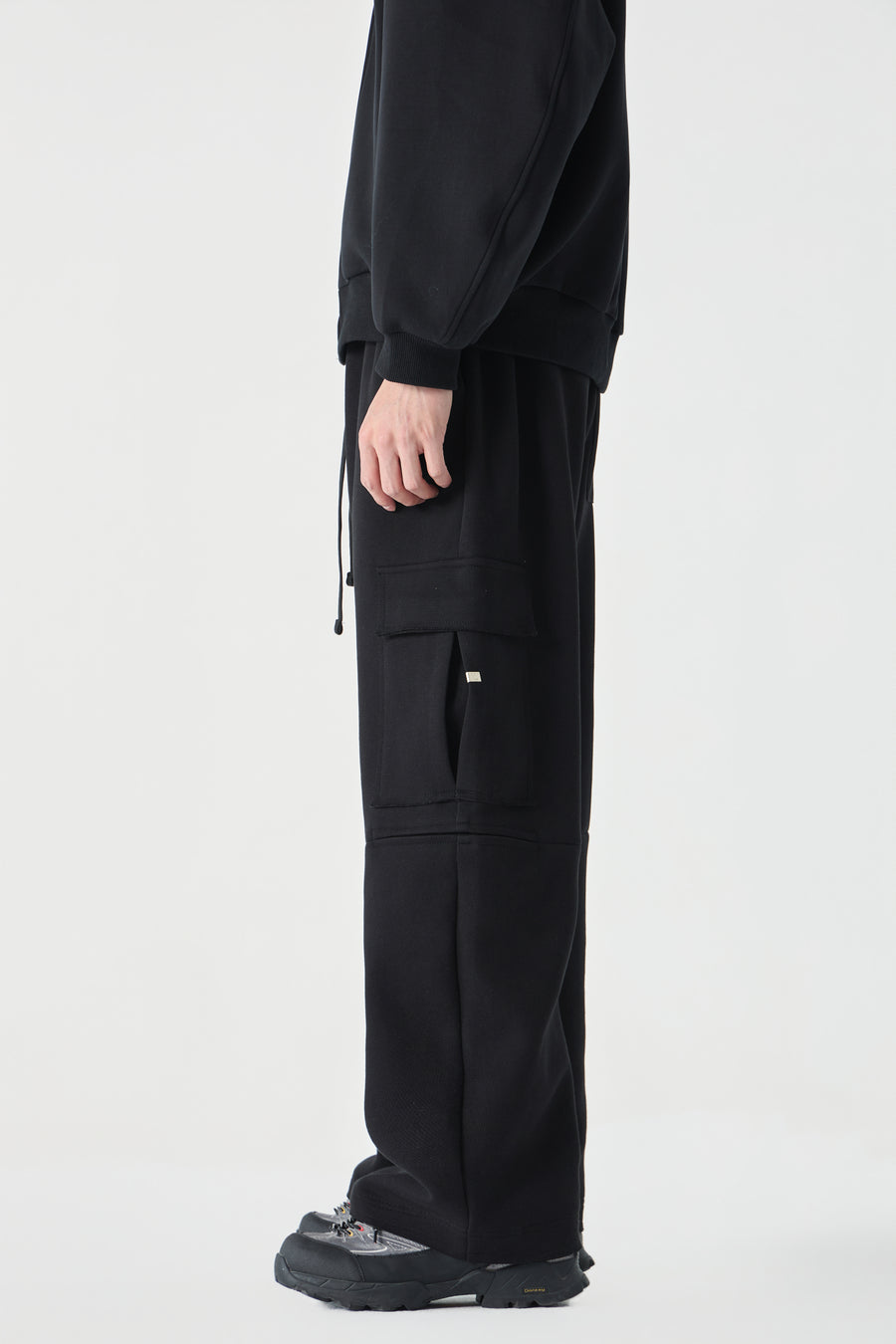 Jet Black Cargo Sweatpants Back view | Weezy