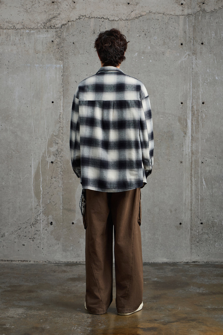 Black & White Plaid Flannel Overshirt Side view | Weezy