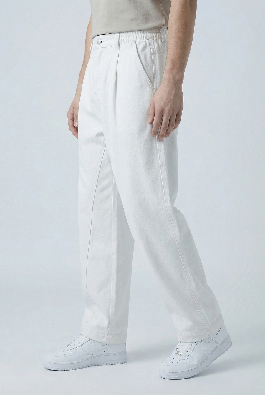 Chalk Arc Trousers Side view | Weezy