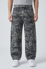 Shadow Modular Cargo Pants Front view | Weezy