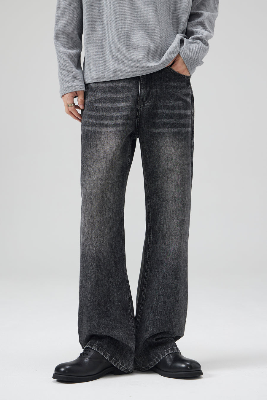 Slate Basin Jeans Front view | Weezy