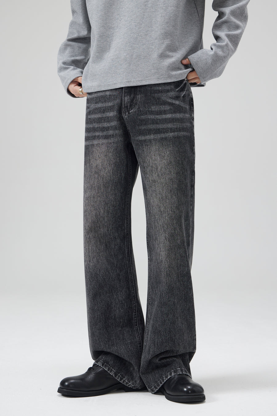 Slate Basin Jeans Back view | Weezy
