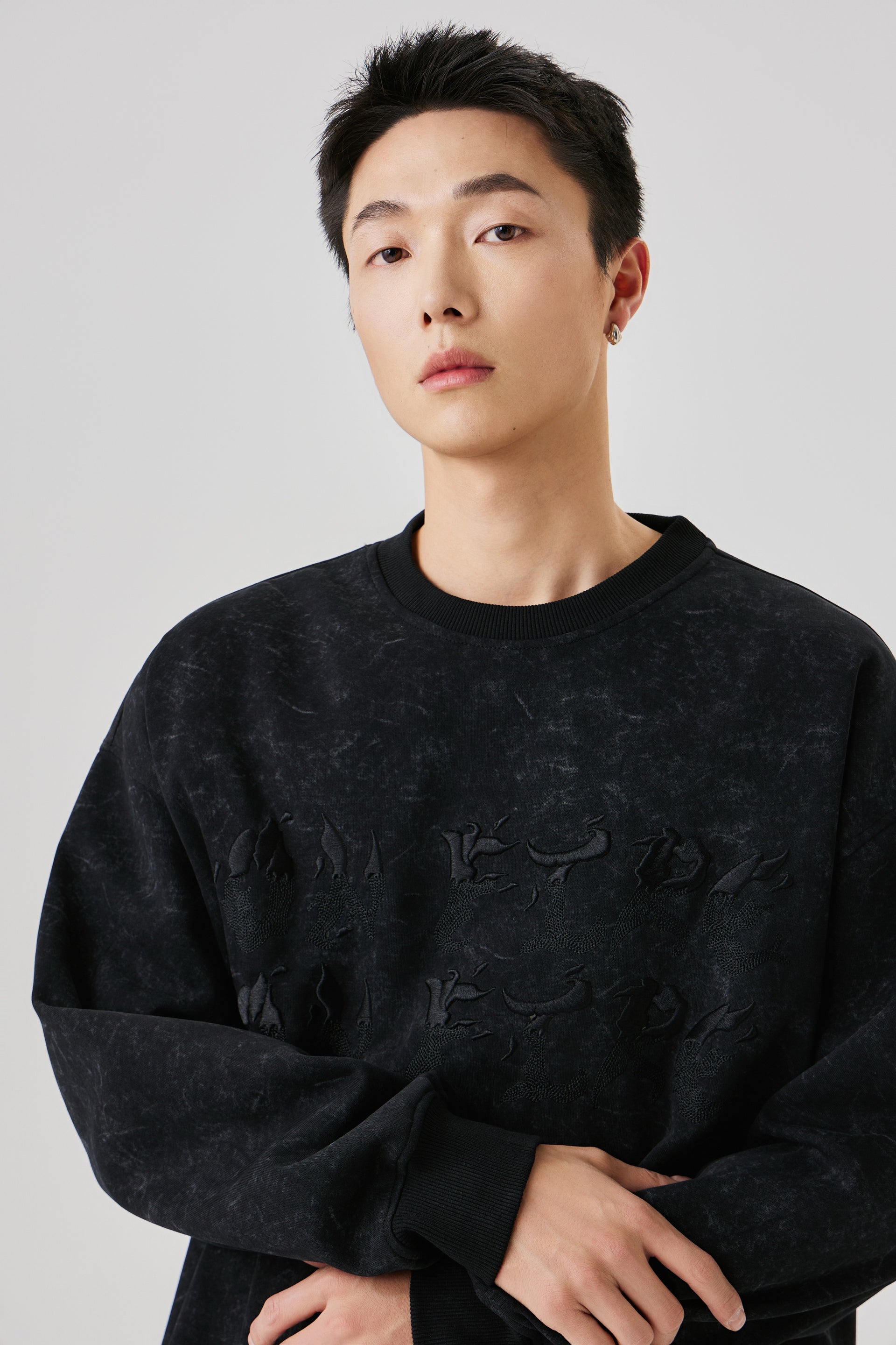 On Fire Graphite Black Sweatshirt