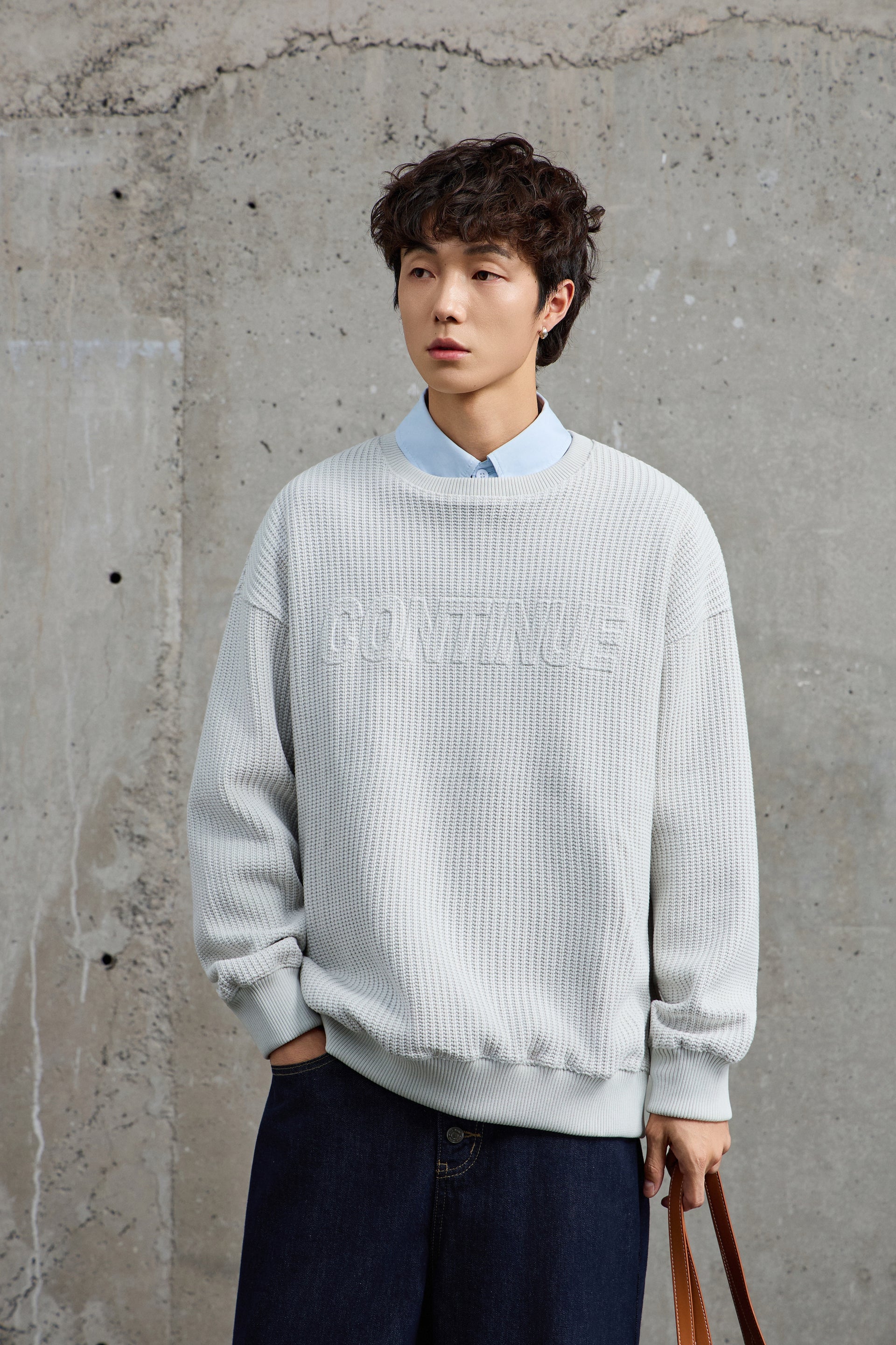 Continue Stockinette White Sweatshirt