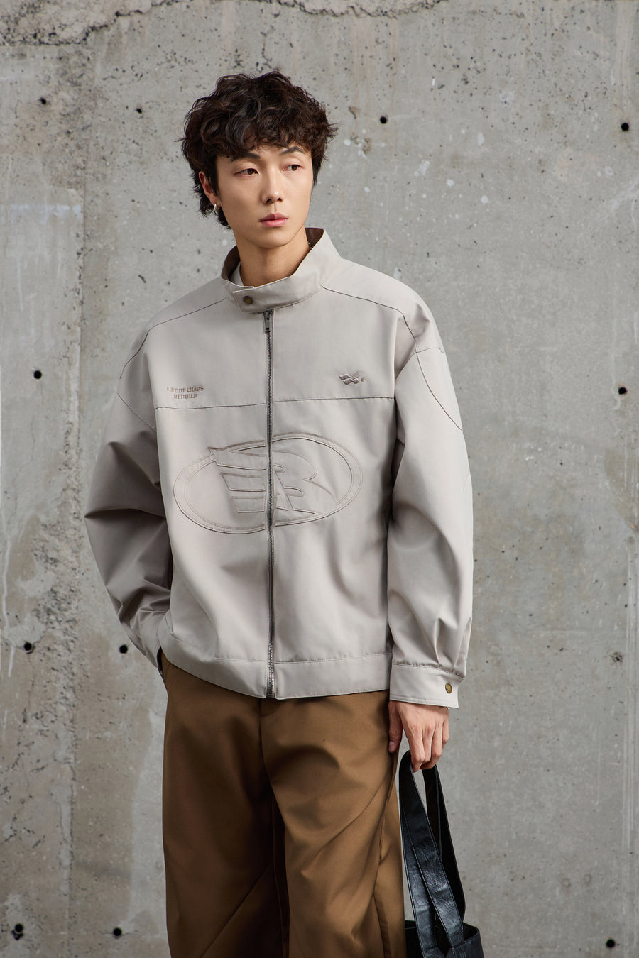 Urban Explorer Jacket - Cream Detail view | Weezy
